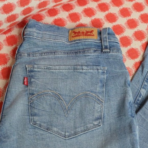 LEVIS  STRAUSS 524 SKINNY Size 9  Faded 29 Waist 32 Length women Jeans  Stretch - Picture 4 of 16